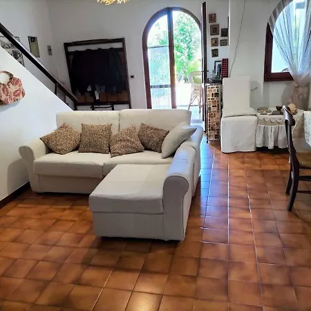 홈스테이 Daddos 플루미니 디 콰르투