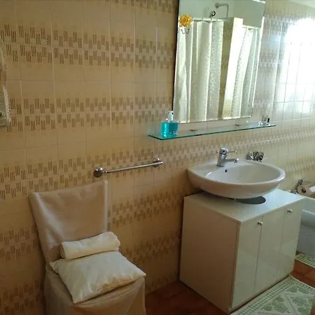 Daddos Homestay *